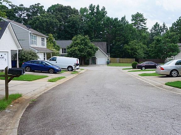 5th image of 520 Jaclyn Cir