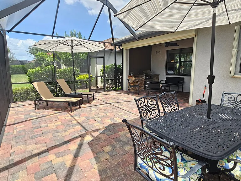 13858 Campoleone St — Photo 33