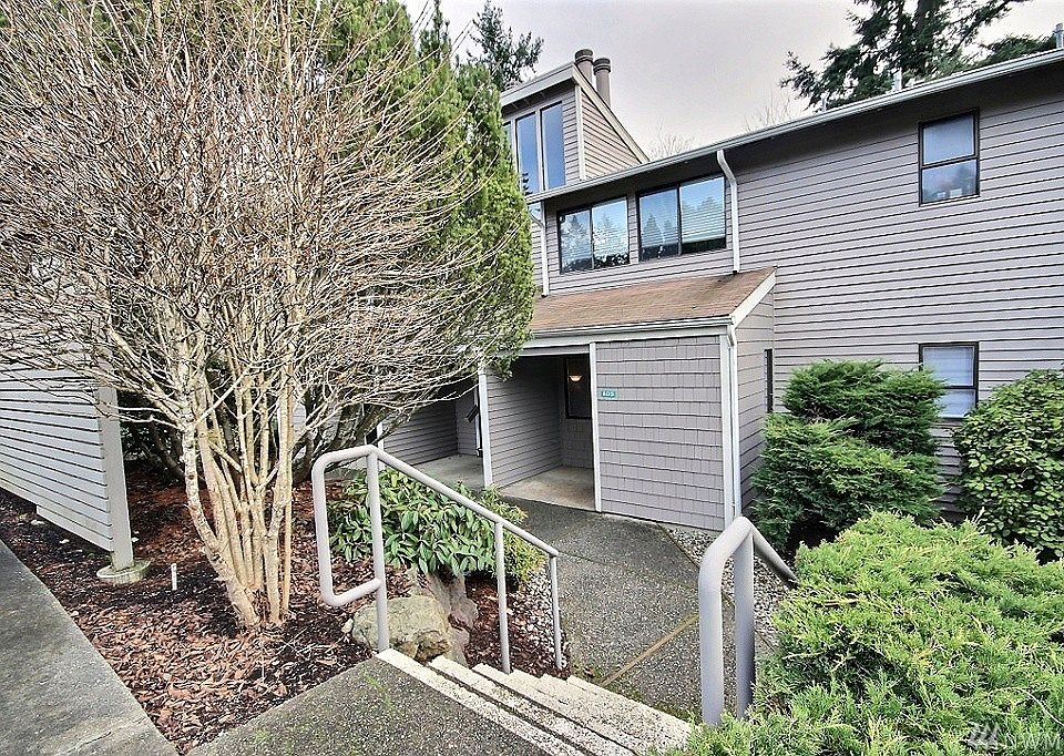 1st image of 9927 NE 144th Ln #105