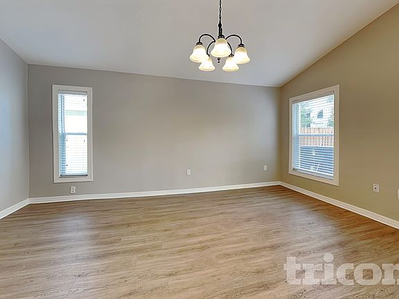 5th image of 2517 Clareside Dr