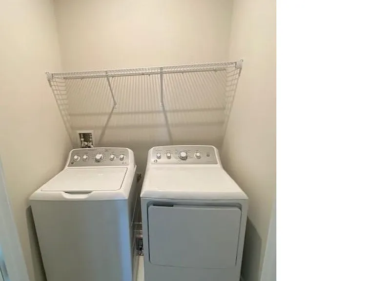211 Chase Dr #211 — Photo 2