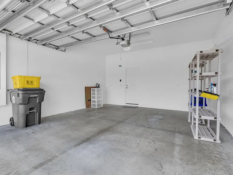 19742 Weathervane Way — Photo 34