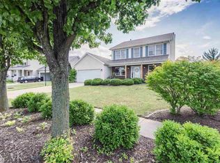 802 Eddy Rd, Bloomington, IL 61704