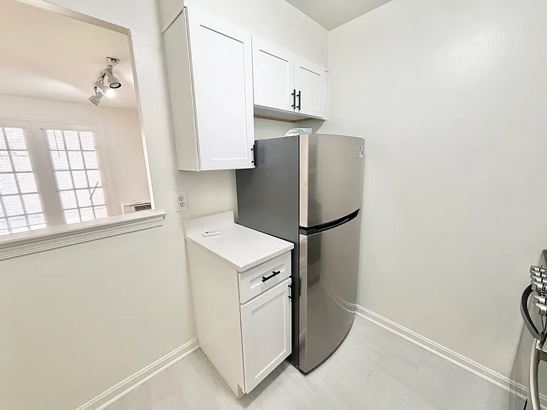 1811 Biltmore St NW #A — Photo 11