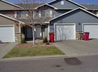 6611 S Santa Rosa Pl, Sioux Falls, SD 57108
