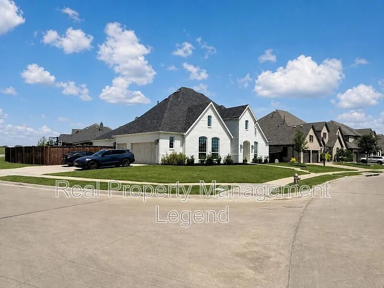 1304 Limestone Ridge Rd — Photo 4