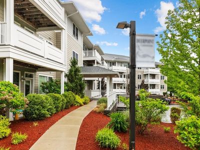 2 Inwood Dr APT 2001, Woburn, MA, 01801