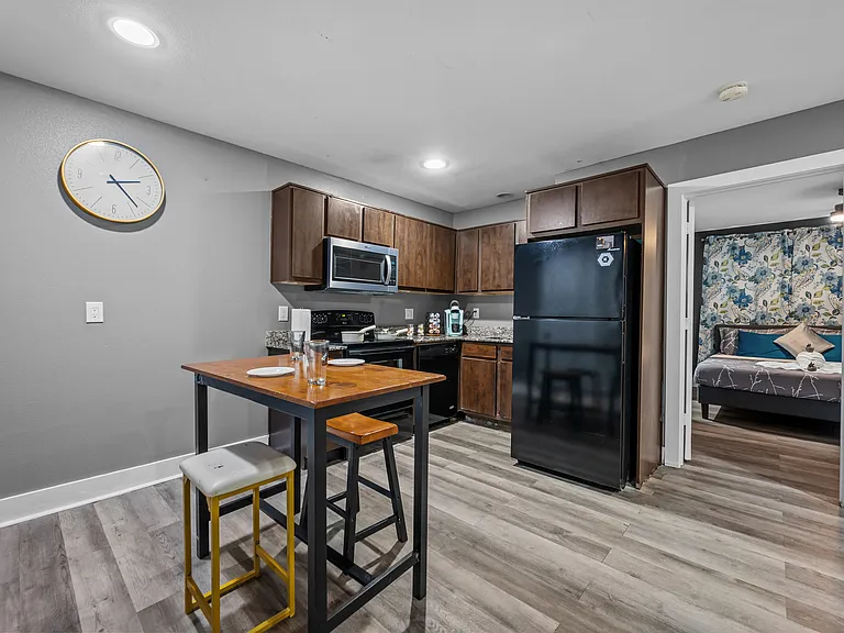 3611 Murworth Dr #7 — Photo 5