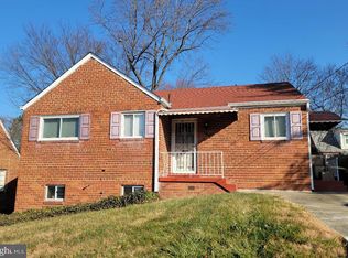 704 Sheridan St, Hyattsville, MD 20783