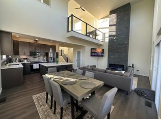 204 N Elm Rd, Grandview, WA 98930