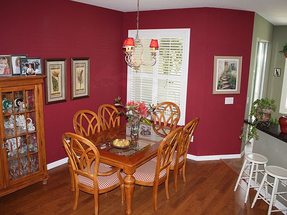 5th image of 2046 Park Crescent Dr