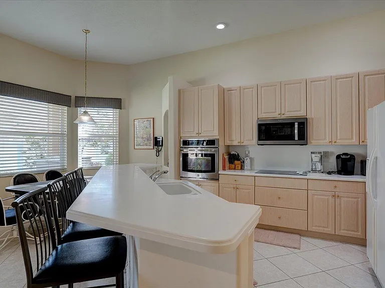 15323 Fiorenza Cir — Photo 18