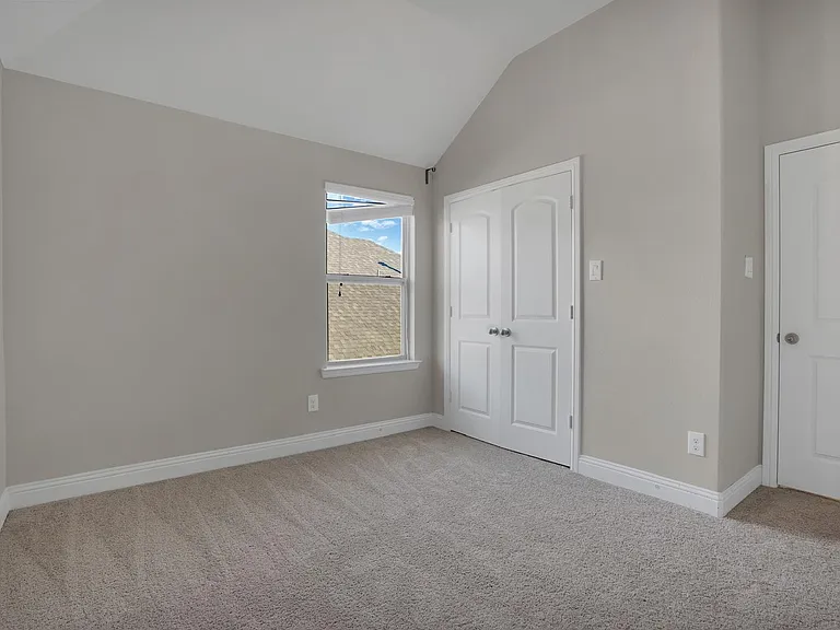 821 Field Xing — Photo 20