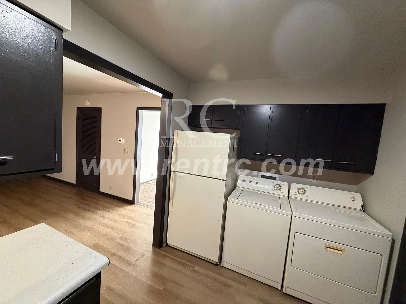 3 bed, 1.5 bath, 1150 sqft, $995 — Photo 2