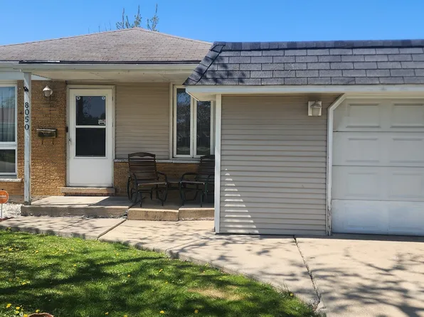 (undisclosed Address), Chicago, IL 60652