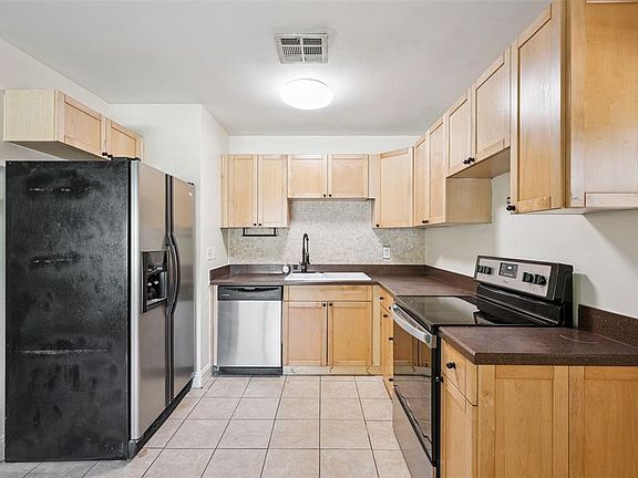 3rd image of 509 HILLSIDE AVENUE