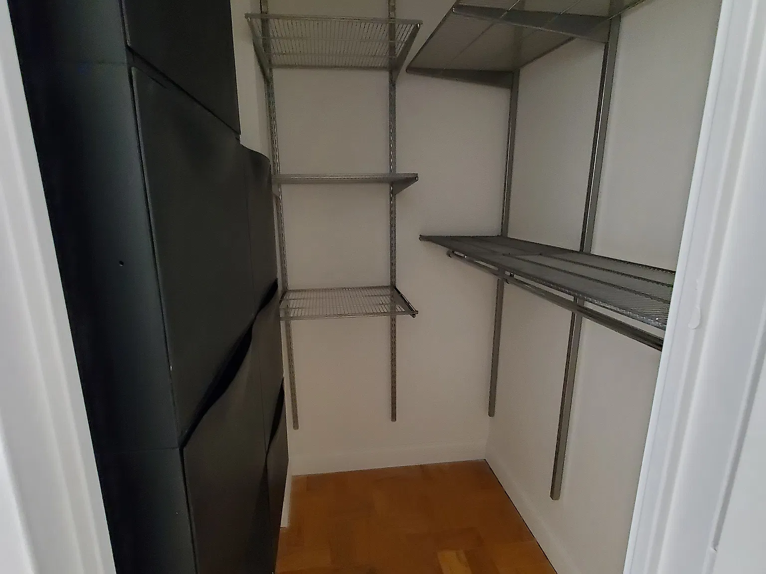 415 East 37th Street — Photo 3