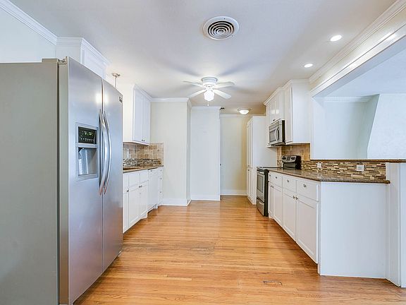 5th image of 1119 Kenwood Dr