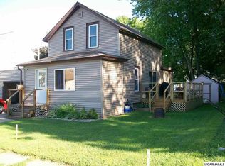 706 E 3rd St, Fairmont, MN 56031