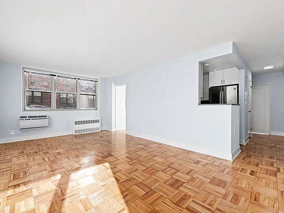 3rd image of 222 E 19th St #7A