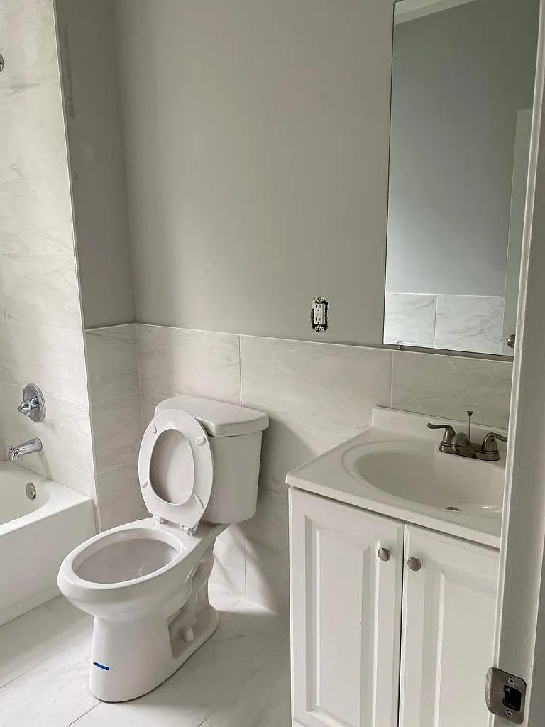 532 Brinton St — Photo 3