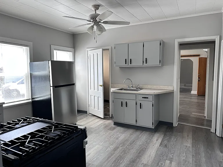 73 Albany Ave #1 — Photo 3