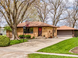 401 W Maple St, Roland, IA 50236