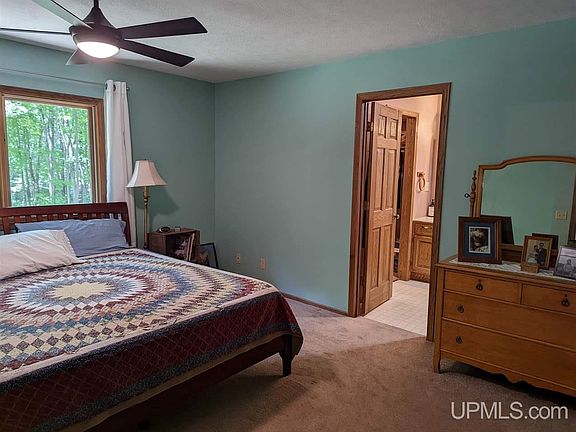 4th image of 107 Hardwood Ln