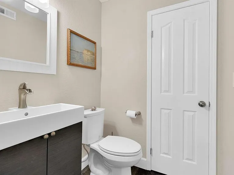 10618 Esmeraldas Dr — Photo 15