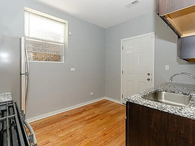 2448 E 77th St #1 — Photo 18