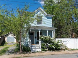 417 9th St NW, Charlottesville, VA 22903
