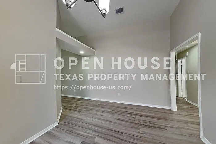 17423 Saxon Dr — Photo 9