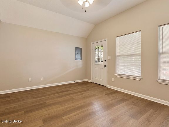 4th image of 2810 S 5th St