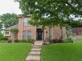 2100 Carmel Ct, Arlington, TX 76012