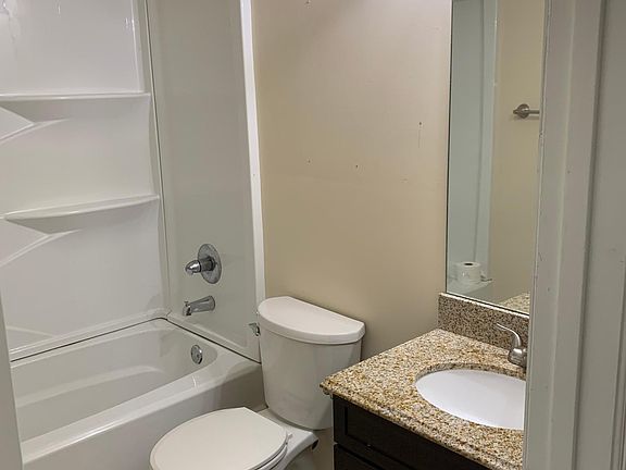 5th image of 129 Millstone Dr