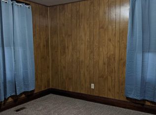 1102 N 5th St, Saint Joseph, MO 64501