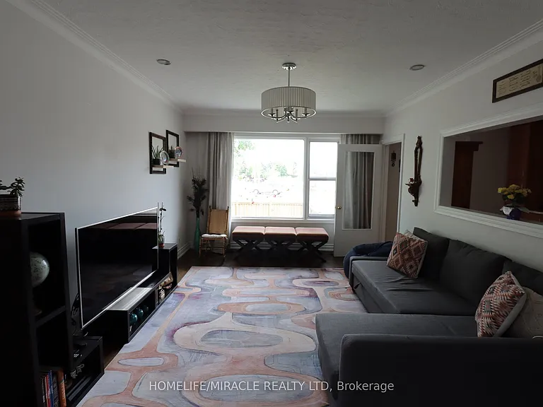 1382 Warden Ave #MAIN — Photo 17