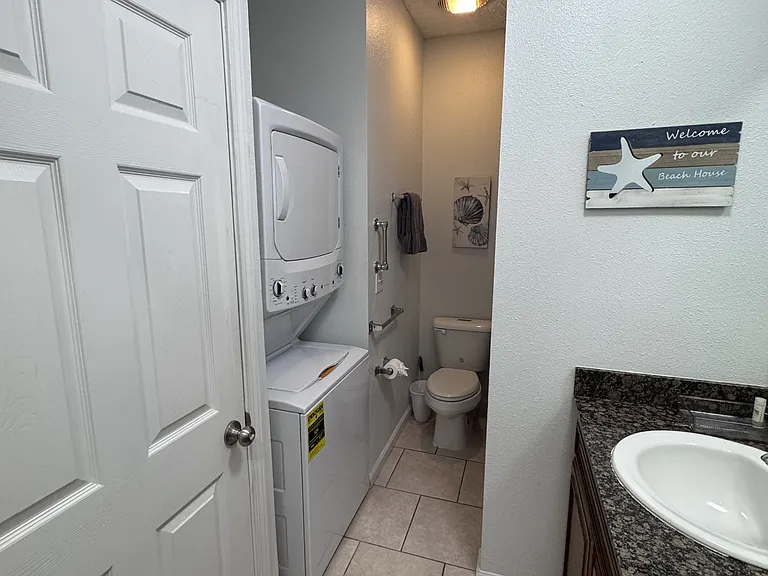 1100 Century Oaks Dr #A — Photo 12