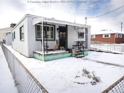 2617 6th Ave, Charleston, WV, 25387