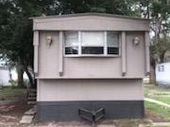 4611 Dumas Dr SPACE 15