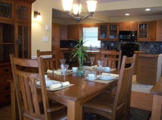 50 Hickory Ln, Levittown, PA