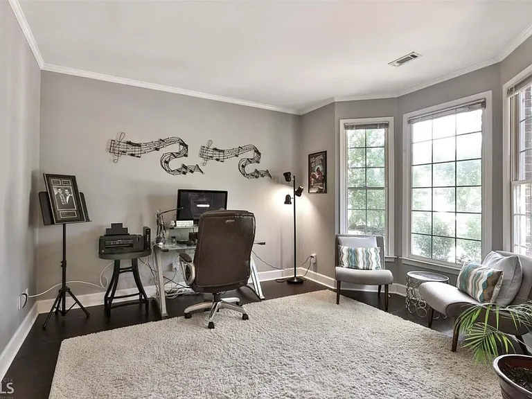 151 Terrane Rdg — Photo 10