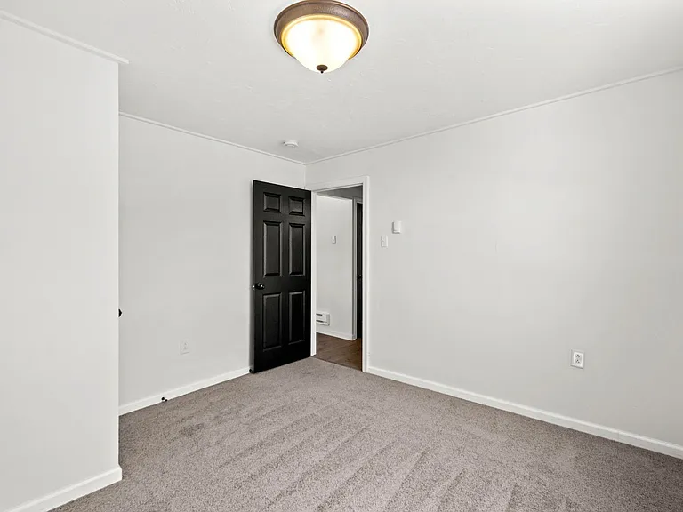 1605 Westmont Avenue — Photo 16