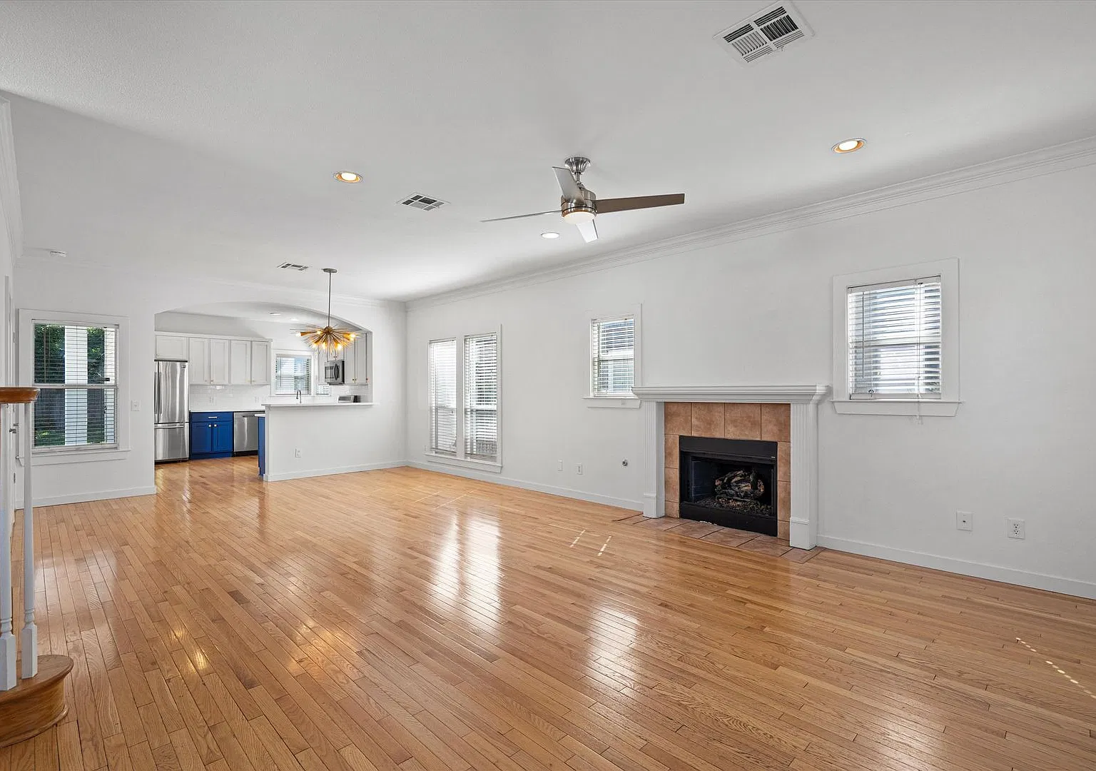 Wonderful 3-Bedroom Home in South Austin for Rent — Photo 4