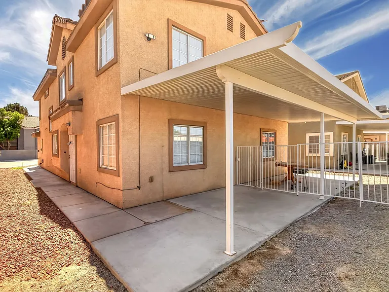 3021 Aloha Ave — Photo 20