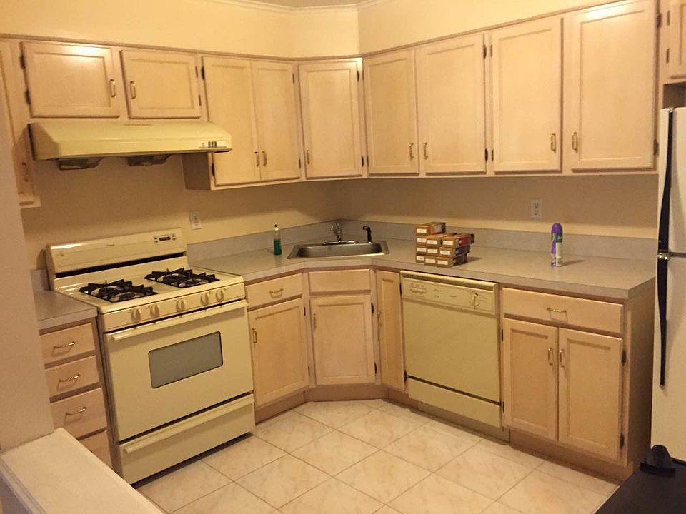 1st image of 8029 138th St
