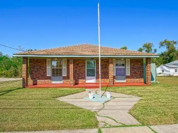 3200 Maureen Ln, Meraux, LA 70075