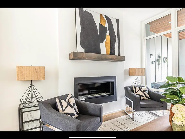 713 Moreland Ave SE #2 — Photo 8