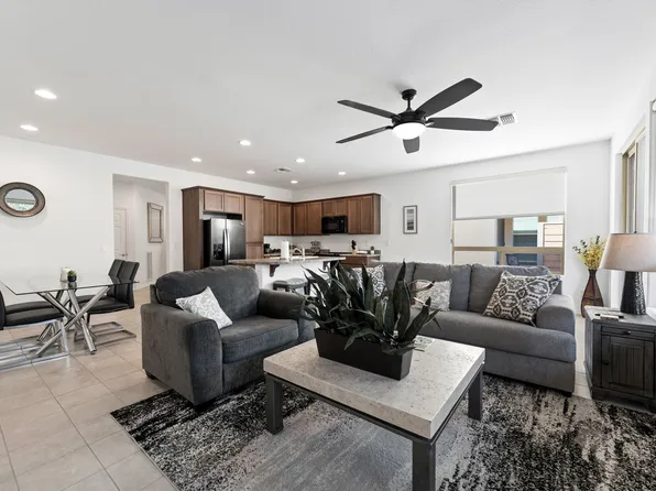 678 E Cobble Stone Dr, Queen Creek, AZ 85140