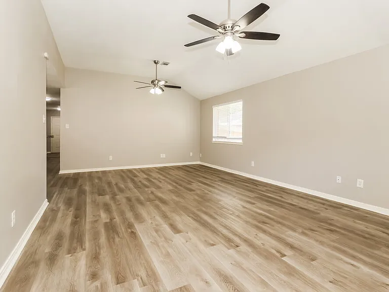 12080 La Salle River Rd — Photo 7